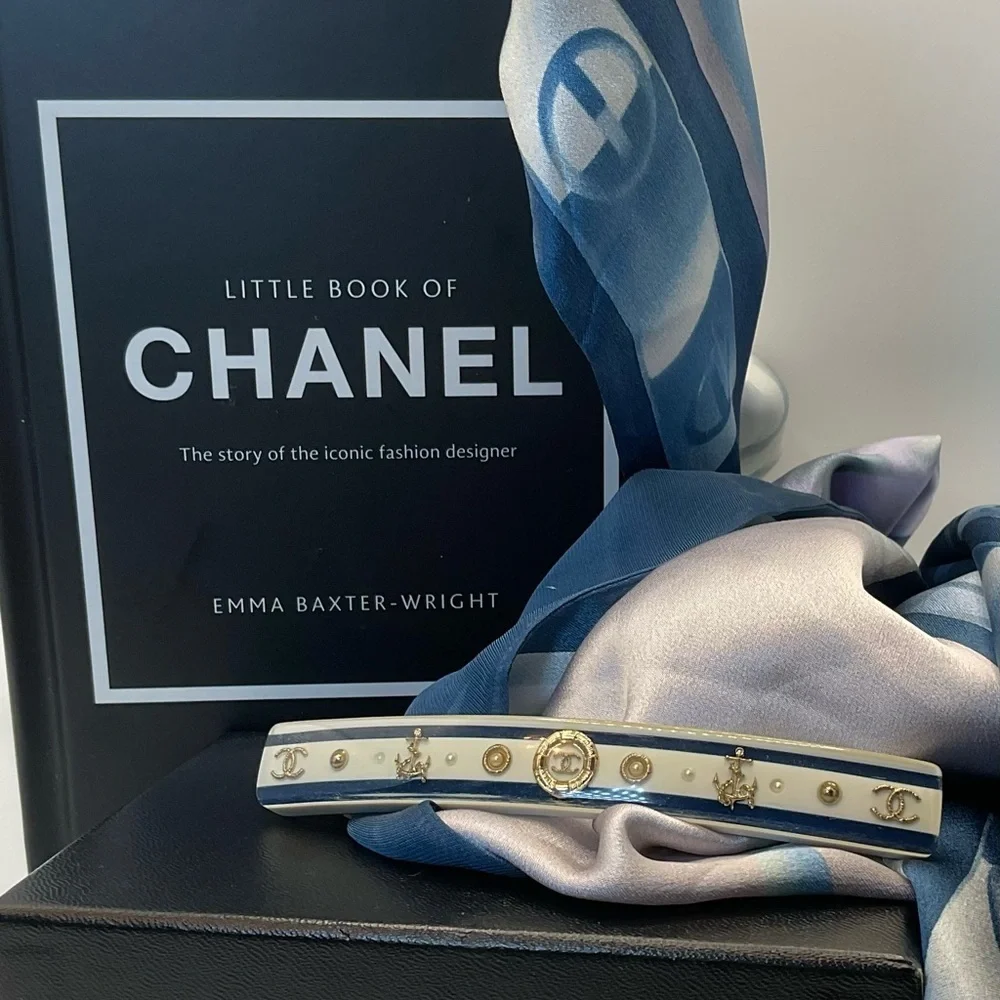 Chanel White and Gold Hair Barrette